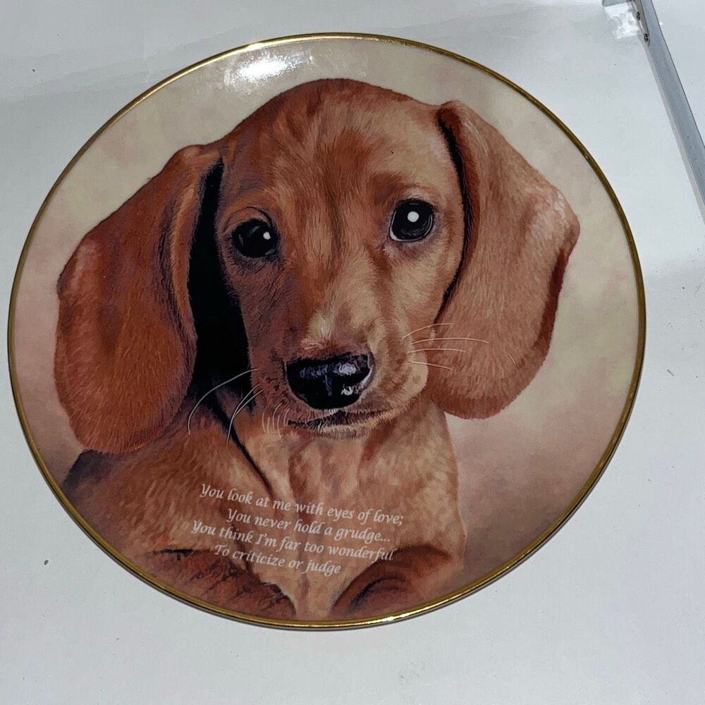 Danbury Mint Brown Eyes Of Love Cherished‎ Dachshunds Decor Memory Plate